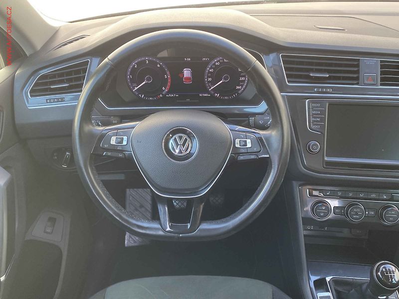 Volkswagen Tiguan (2016) 2.0 TDi, Highline, LED, TZ - fotka 11 z 19