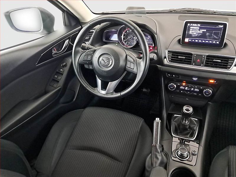 Mazda 3 (2015) 2.0 Skyactiv-G, Navi - fotka 7 z 18
