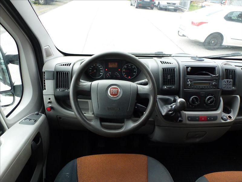 Fiat Ducato 2,3 MultiJet IVECO SKLÁPĚČ 7mí - fotka 26 z 44