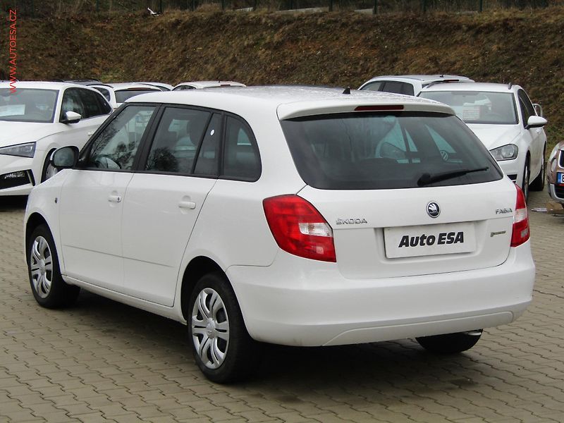 Škoda Fabia (2014) 1.6TDi, ČR, Klima - fotka 6 z 18
