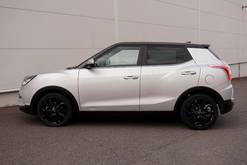 SsangYong Tivoli 1.6i 94kW Edition GO - fotka 9 z 30