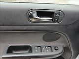 Volkswagen Golf Plus 2,0 TDi CR DSG  Trendline - náhled 21