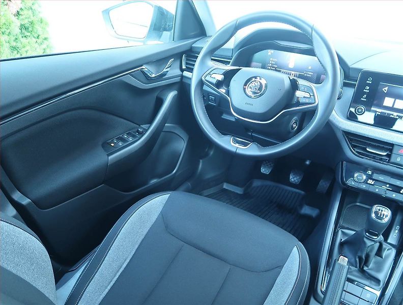 Škoda Kamiq (2025) 1.0 TSI - fotka 7 z 15