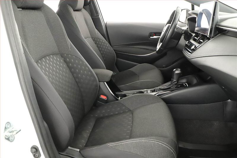 Toyota Corolla (2023) Comfort 1.8 Hybrid, Automat - fotka 7 z 18