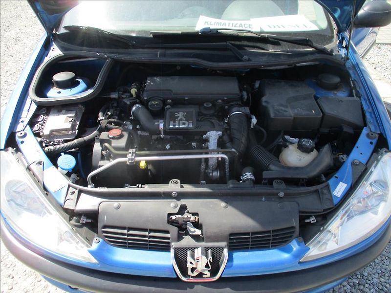 Peugeot 206 1,4 HDi, klimatizace, - fotka 18 z 20