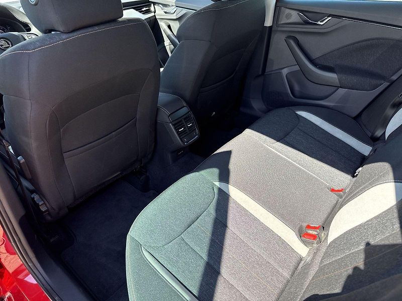 Škoda Kamiq (2020) 1.5 TSI Style - fotka 8 z 31