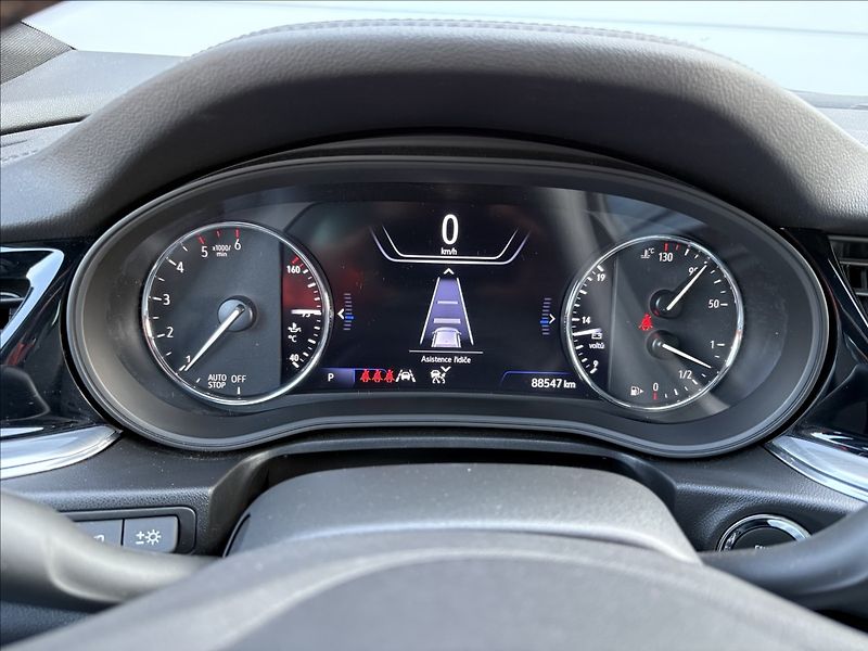 Opel Insignia 2,0 CDTi AWD AT8 Ultimate GS - fotka 10 z 31