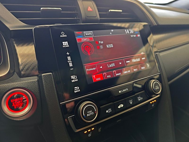 Honda Civic (2019) 1.5 Turbo Sport Plus 134kW 6MT - fotka 22 z 45