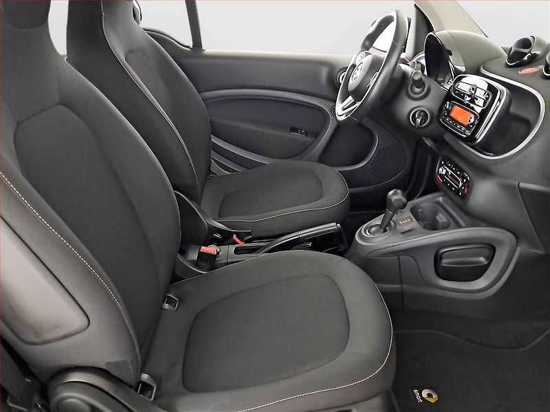 Smart Fortwo (2019) 1.0, Automat, Serv.kniha - fotka 9 z 15