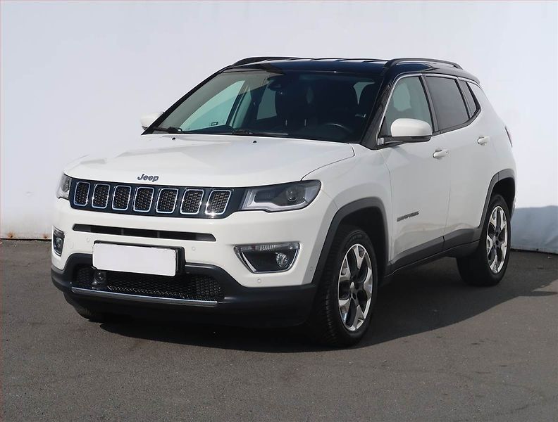 Jeep Compass (2019) 1.4 MultiAir - fotka 2 z 18