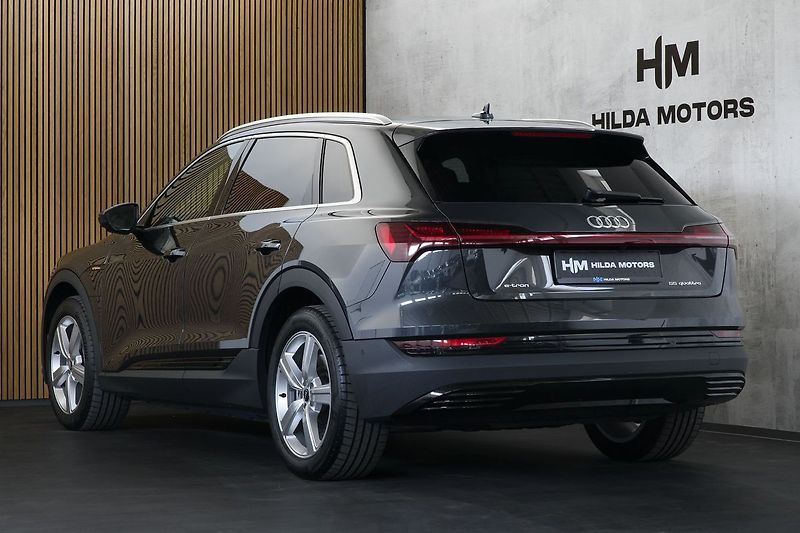 Audi e-tron 55 300kW NightV B&O HUD ZÁRUKA - fotka 2 z 46