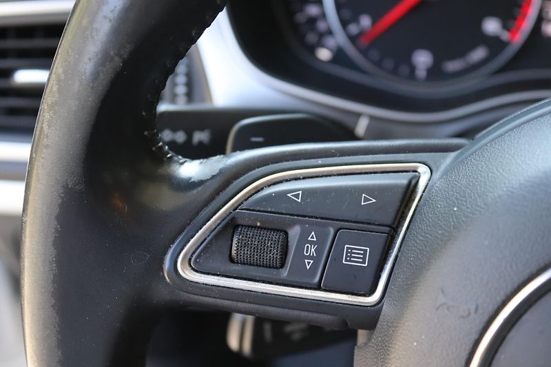 Audi A7 3.0TDI V6 QUATTRO 180kW DPH - fotka 27 z 50