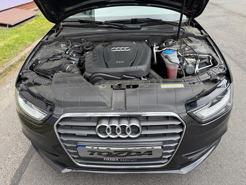 Audi A4 2,0 TDi Quattro /1.maj./ ČR /  - fotka 30 z 30