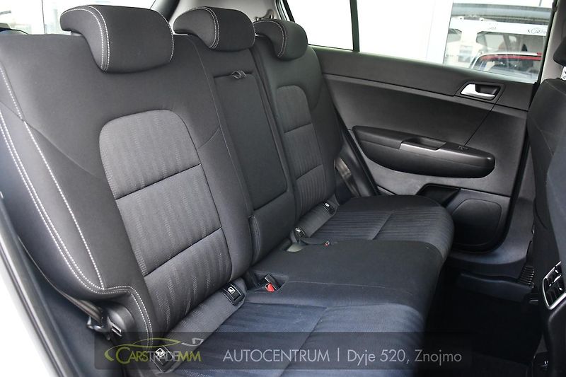 Kia Sportage 1,6CRDi   - fotka 17 z 38