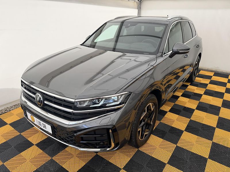 Volkswagen Touareg 3.0Tdi*1-MAJ*DPH*HUD*R-LINE* - fotka 1 z 50