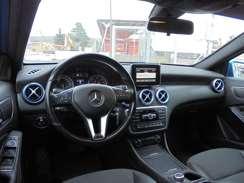 Mercedes-Benz Třídy A (2014) 200 CDI- AMG- SERVISKA - fotka 8 z 11
