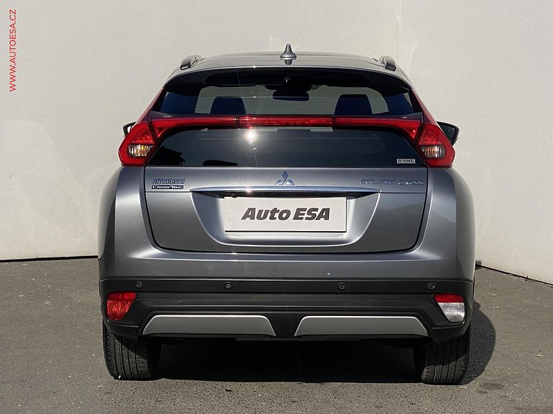 Mitsubishi Eclipse Cross (2018) 1.5T-MiVEC 4x4, AT, kůže - fotka 5 z 21