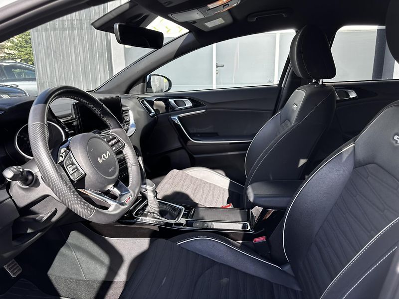 Kia Pro_Ceed (2023) GT-Line Plus 1.5 T-GDI  - fotka 11 z 13