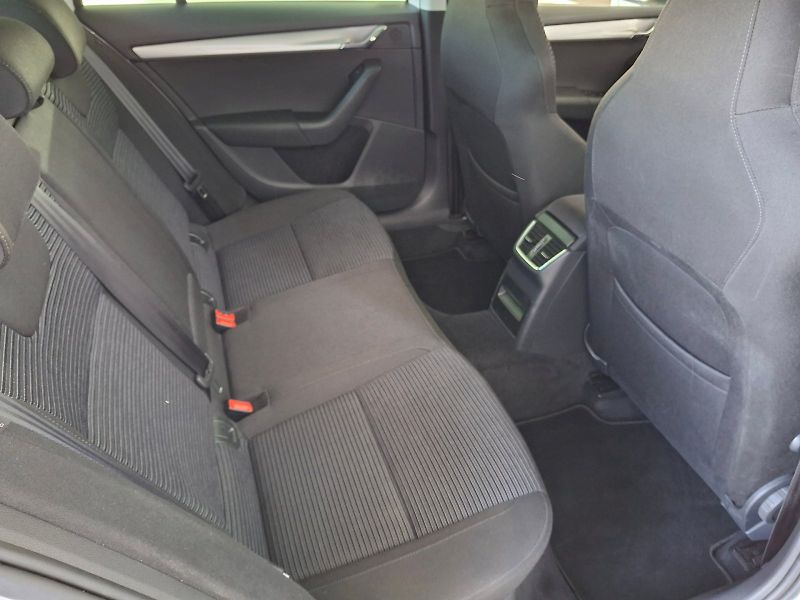 Škoda Octavia (2017) Combi Style 1,6TDi 81kW - fotka 14 z 31