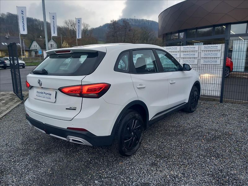 MG ZS (2025) 1,5 ESSENTIAL Hybrid+ - fotka 8 z 18