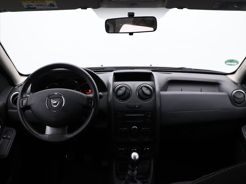 Dacia Duster 1,2 TCe 92kW Exception Klima - fotka 17 z 25