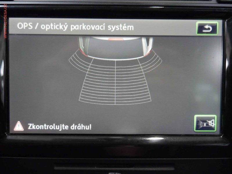 Škoda Octavia (2011) 2.0TDi, P.čidla - fotka 16 z 20