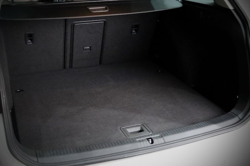 Volkswagen Golf Variant 7 1.4 TSI 92 kW Highline - fotka 32 z 32