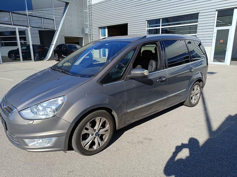 Ford Galaxy (2014) 2,0 TDi - Titaniun - 7 Míst - fotka 1 z 12