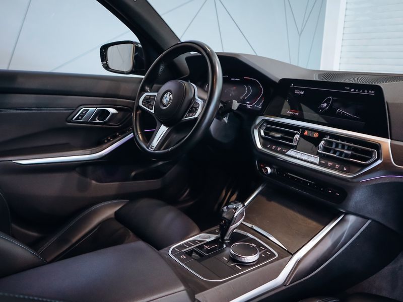 BMW Řada 3 3M340i xDrive 275 kW - fotka 8 z 27