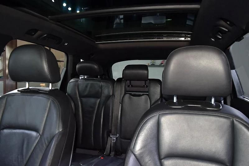 Audi Q7 (2016) Velké prémiové SUV - fotka 14 z 17