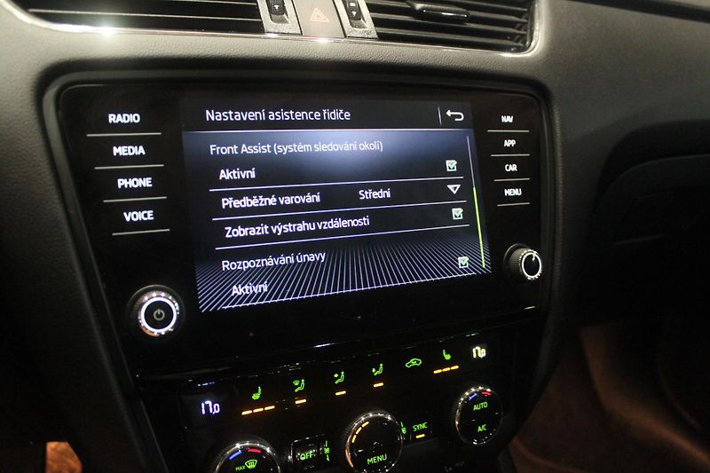 Škoda Octavia (2017) 2.0TDI, 110kW, DSG, FULL LED - fotka 21 z 22