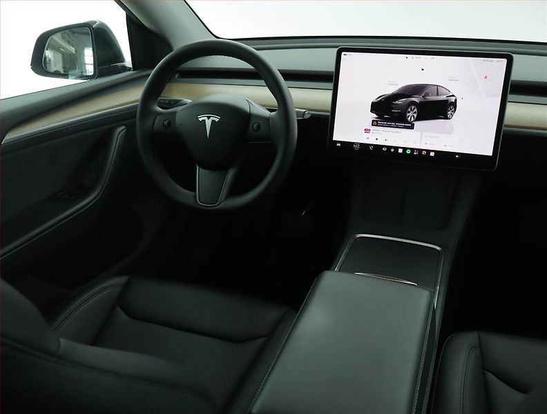 Tesla Model Y (2023) Long Range AWD 79kWh, SoH 92% - fotka 7 z 22