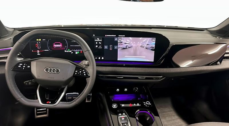 Audi A5 Avant 2.0 TDI Q S-Line Ambient - fotka 11 z 19