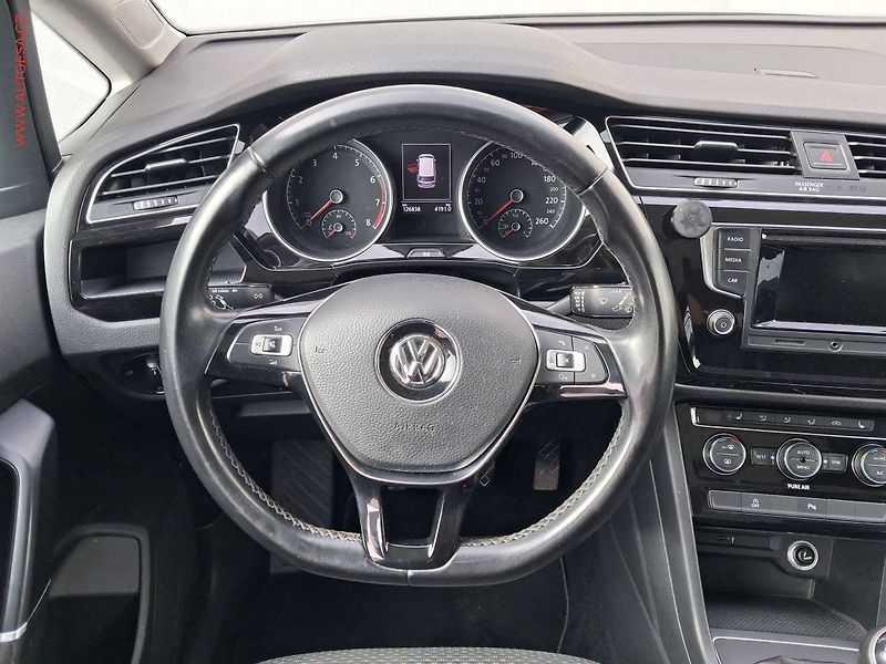 Volkswagen Touran (2016) 1.2 TSi, Comfortline, +kola - fotka 11 z 17