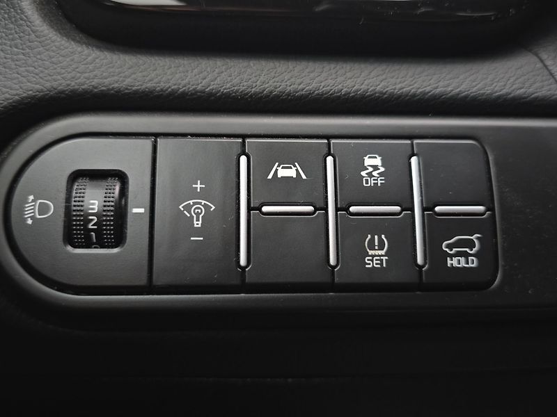 Kia Ceed (2023) GT Line 1.5 T-GDi 118kW A/T, 1 - fotka 20 z 28
