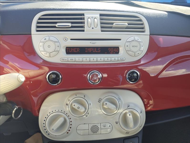 Fiat 500 1,2 51KW - fotka 16 z 18