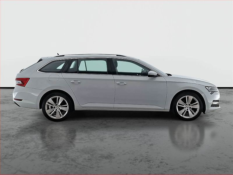 Škoda Superb (2022) Style 2.0 TDI - fotka 6 z 21