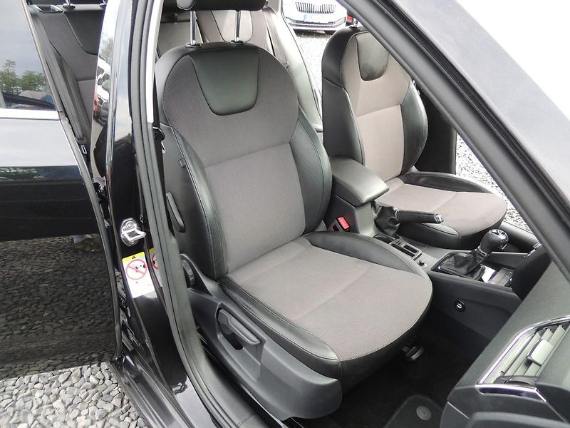 Škoda Octavia (2019) 2.0TSI,140kw,DSG,4x4,TZ,Style - fotka 19 z 49