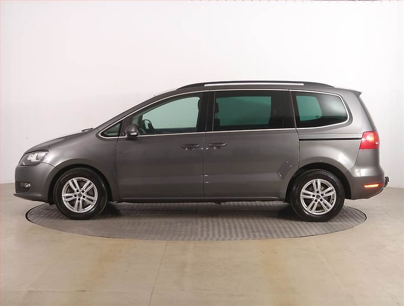 Volkswagen Sharan (2014) 2.0 TDI, Automat, Serv.kniha - fotka 3 z 15