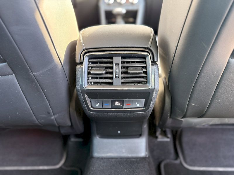 Škoda Kodiaq (2023) L K 2,0 TDI 4x4 147 kW  7 Auto - fotka 15 z 34
