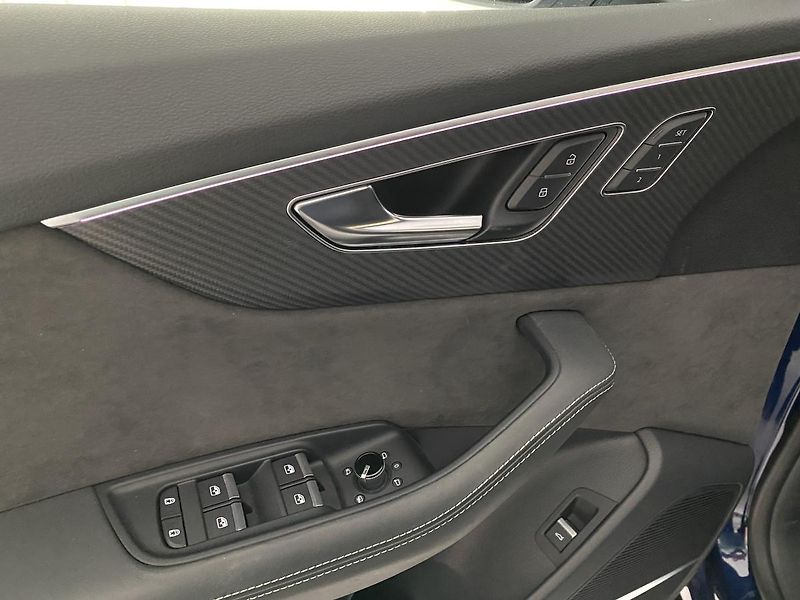 Audi RS Q8 ČR,1.MAJITEL,ZÁRUKA - fotka 25 z 33