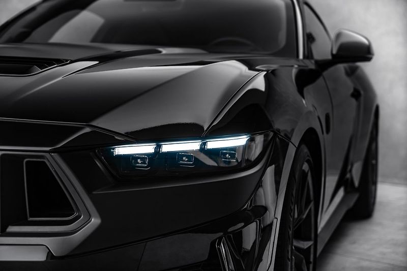 Ford Mustang 5.0 V8 manuál!!! - fotka 9 z 25
