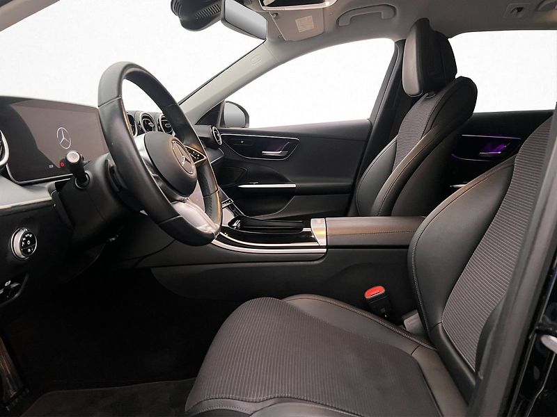 Mercedes-Benz Třídy C 300e Avantgarde Kamera Tažné - fotka 10 z 32