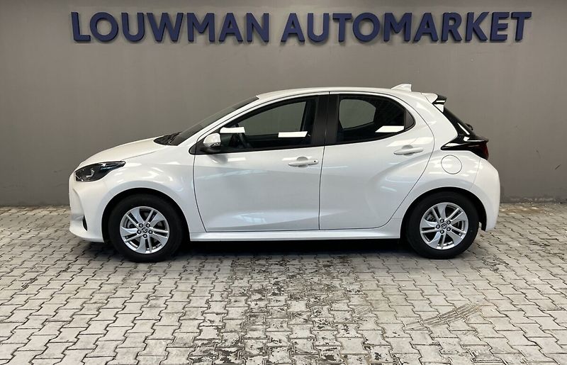Toyota Yaris 1,5 Hybrid AT Comfort - fotka 15 z 15