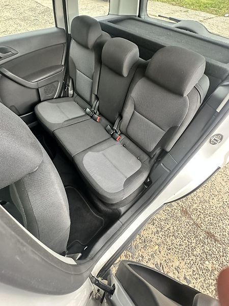 Škoda Yeti Škoda Yeti 2.0 TDI 81kW  - fotka 9 z 13