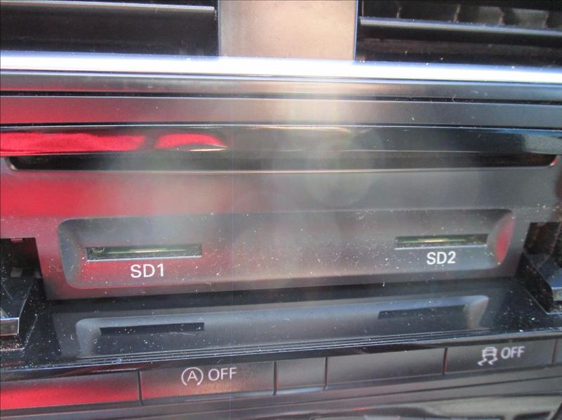 Audi A4 Avant 2,0 TDI, quattro, servis - fotka 27 z 45