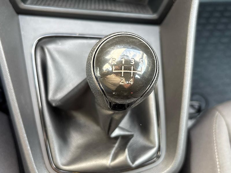 Seat Leon Reference - fotka 24 z 24
