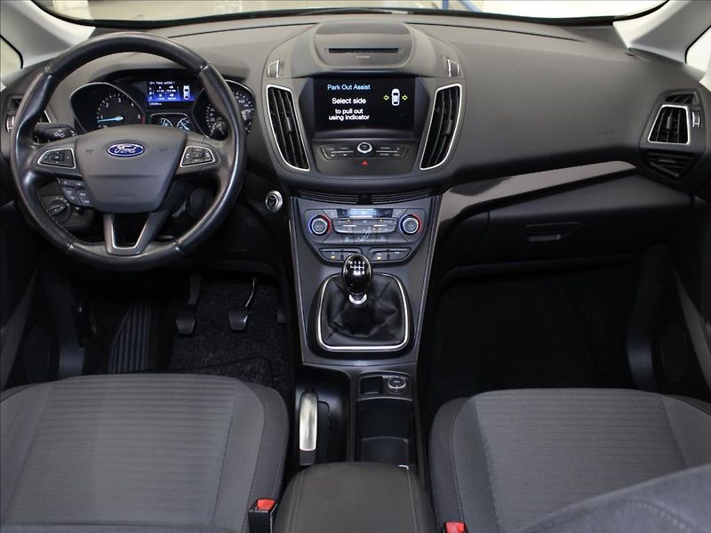 Ford Grand C-MAX 2,0 TDCI 110kW 7-míst 126tkm. - fotka 9 z 19