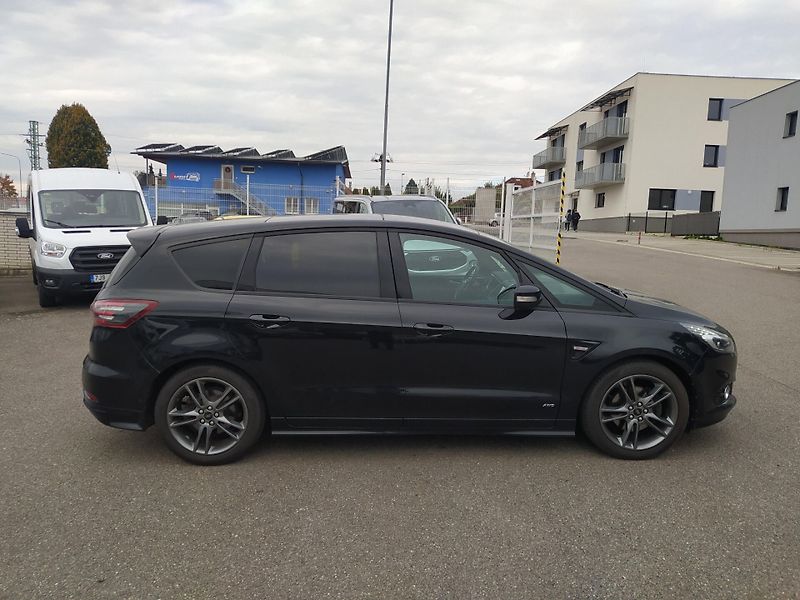 Ford S-MAX (2019) 2.0 EcoBlue 140kW ST-line - fotka 6 z 22