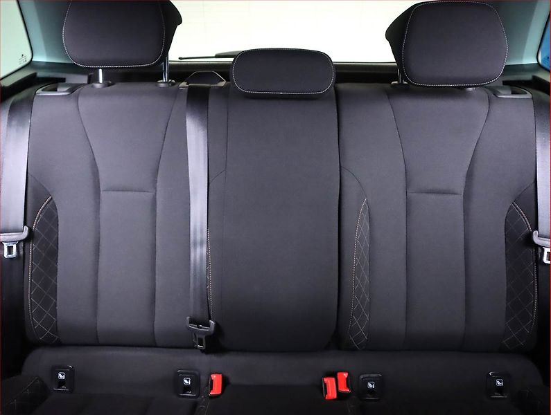 Škoda Kamiq (2019) 1.0 TSI, Serv.kniha, Tempomat - fotka 9 z 20